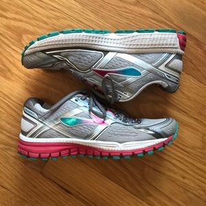 Brooks Ghost 8